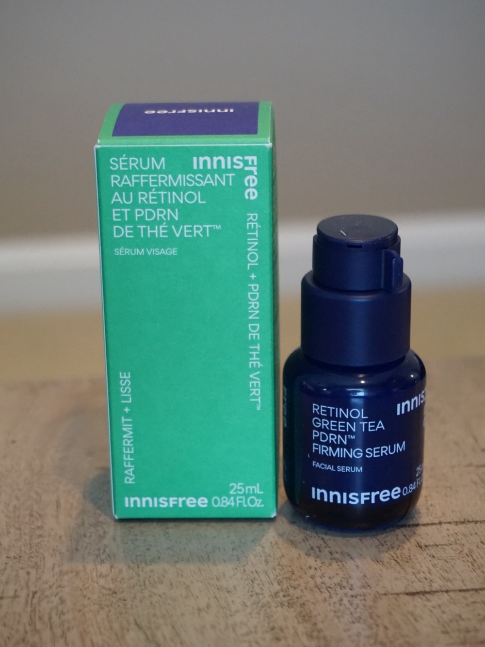Innisfree Retinol Green Tea Firming Serum - Blue